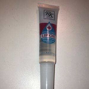 Hydrating lip oil by kiss